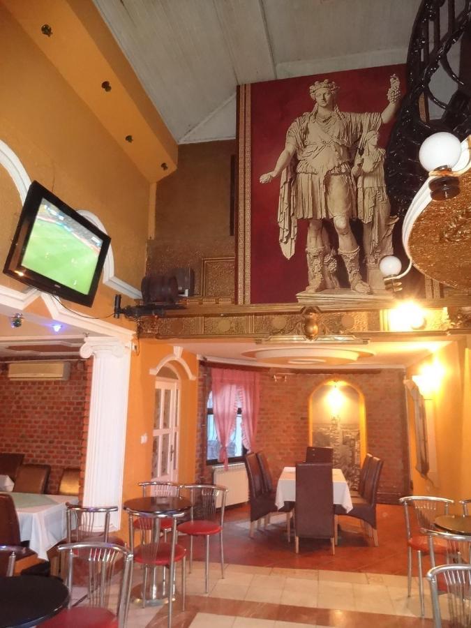 Motel Zoka Dvorovi Zewnętrze zdjęcie